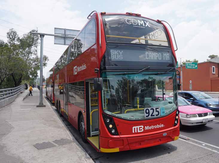 MB Metrobus ADL Enviro500MMC 925